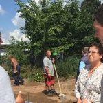MdB Patricia Lips besucht Kunkel Garten